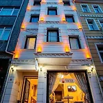Nacre Boutique Hotel 3*