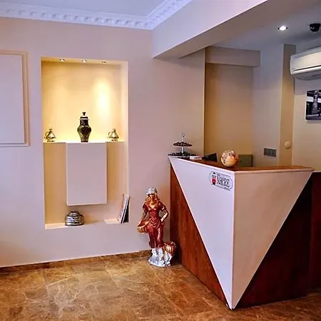 Hotel Nacre Boutique 3*