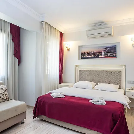Отель Nacre Boutique 3*