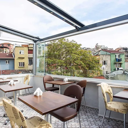 Nacre Boutique Hotel 3*