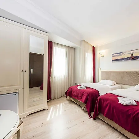 Nacre Boutique Hotel 3*